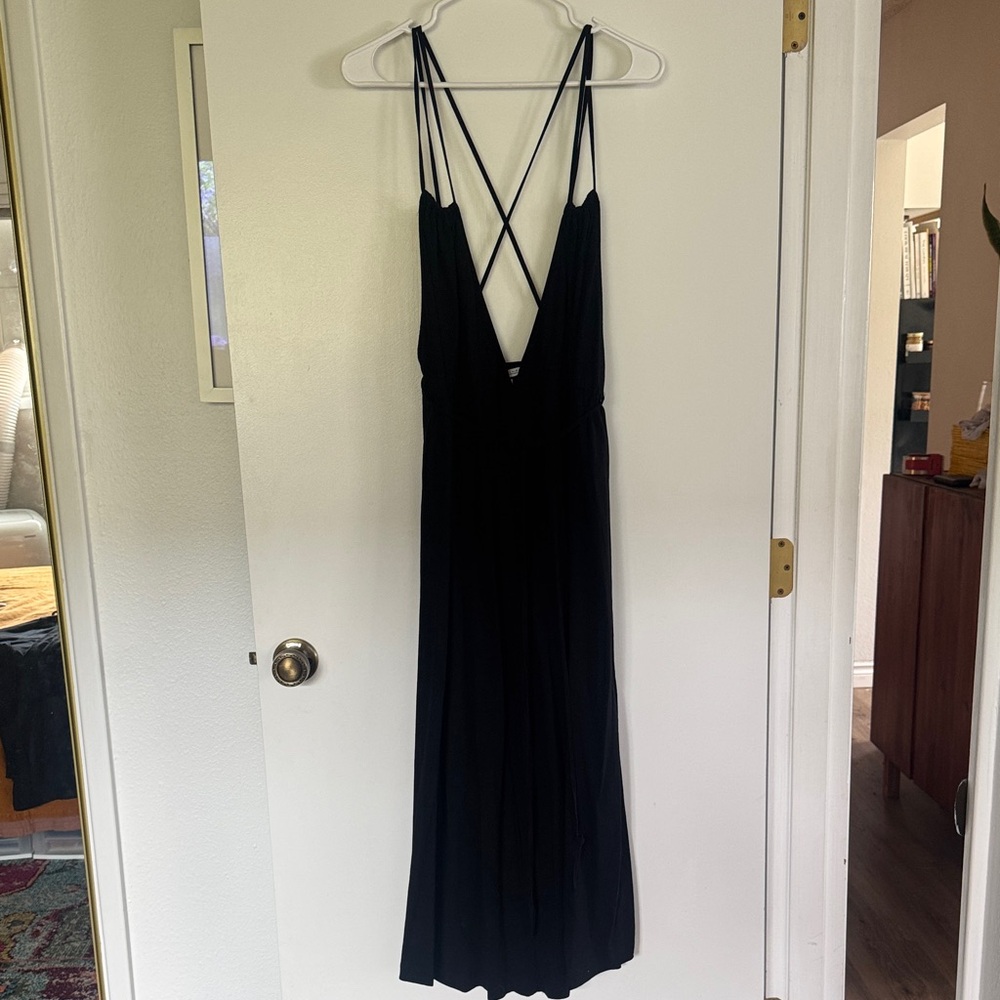 Zara Elegant Black Backless Dress